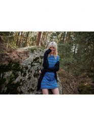 Aniston Kardigan w kolorze niebieskim rozmiar: 38. Niebieskie swetry Aniston, bez wzorów, bez ramiączek. Za 65.99 zł.