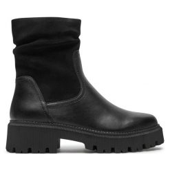 Botki Caprice. Czarne botki Caprice, bez wzorów, bez obcasa, na płaskiej podeszwie, bez zapięcia. Za 279.99 zł.