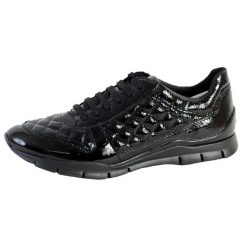 Buty sportowe Geox D Sukie D - GBK NAPL+NAPL - Damskie. Czarne buty treningowe Geox, bez wzorów, z gumy, bez zapięcia, do biegania. Za 354.70 zł.