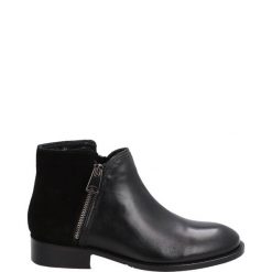 CZARNE BOTKI 213190 BLACK. Czarne botki Venezia, bez wzorów, ze skóry, bez obcasa, bez zapięcia. Za 229.00 zł.
