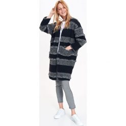 WEŁNIANY KARDIGAN PŁASZCZ W MODNY WZÓR. Płaszcze marki TOP SECRET. W wyprzedaży za 59.99 zł.