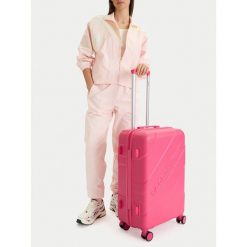 Walizka średnia Reebok. Czerwone walizki Reebok, średnie. Za 319.99 zł.