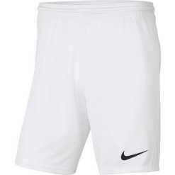 Spodenki dla dzieci Nike Dry Park III NB K białe BV6865 100. Białe szorty Nike, bez wzorów, sportowe. W wyprzedaży za 35.90 zł.