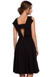 Elegancka rozkloszowana sukienka z dekoltem na plecach czarna. Czarne sukienki Sukienki.shop, do pracy, xxl, bez wzorów, biznesowe, bez kołnierzyka, bez ramiączek, midi, rozkloszowane. Za 339.00 zł.