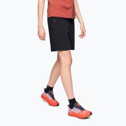 Spodenki trekkingowe damskie On Trek. Czarne szorty On, bez wzorów, sportowe. Za 389.99 zł.