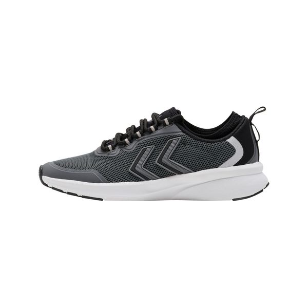 Buty do biegania dla dorosłych Hummel Flow Fit. Czarne buty do biegania Hummel, bez wzorów, z gumy, bez zapięcia, do biegania. Za 275.35 zł.