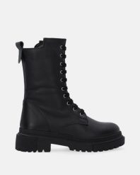 SKÓRZANE CZARNE WORKERY 3005 BLACK. Czarne botki Venezia, bez wzorów, ze skóry, bez obcasa, bez zapięcia. Za 299.00 zł.