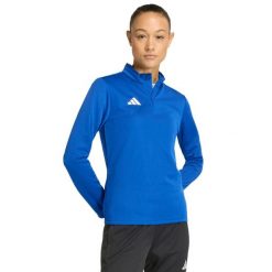 Bluza damska adidas Entrada 26 Training Top. Niebieskie bluzy bez kaptura adidas, bez wzorów, z materiału, bez kaptura, na fitness i siłownię, climacool (adidas). Za 121.99 zł.