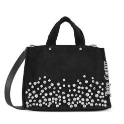 Torebka Juicy Couture. Czarne torebki klasyczne Juicy Couture, z aplikacjami, klasyczne, bez dodatków. Za 419.99 zł.