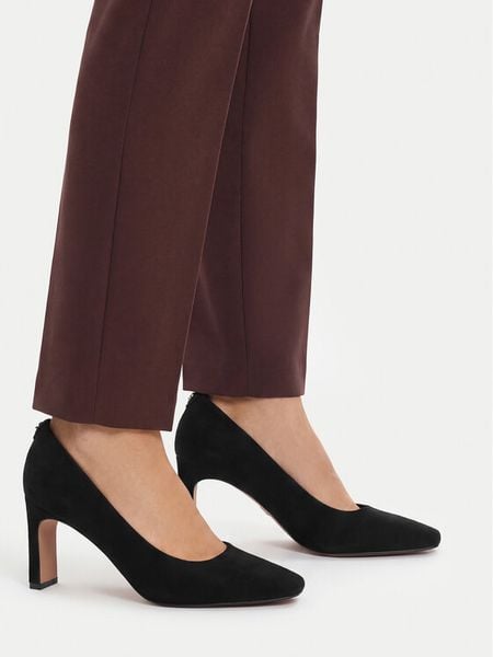Nine West Czółenka CEO-LP806187-1 Czarny. Czarne czółenka Nine West, bez wzorów, z materiału, bez obcasa, bez zapięcia. Za 249.99 zł.