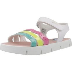 Sandały PABLOSKY 441104P Biały. Białe sandały Pablosky, bez wzorów, ze skóry, sportowe, bez obcasa, bez zapięcia. Za 246.99 zł.