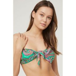 MC2 Saint Barth biustonosz kąpielowy kolor zielony lekko usztywniona miseczka. Zielone bikini MC2 SAINT BARTH, bez wzorów. W wyprzedaży za 339.99 zł.