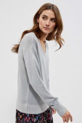 Sweter z dekoltem na plecach srebrny. Szare swetry MOODO, m, bez wzorów, z poliesteru, bez ramiączek. W wyprzedaży za 38.99 zł.