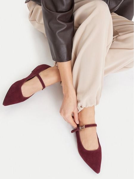 MEXX Baleriny EO-WS1314-01 Bordowy. Czerwone baleriny Mexx, bez wzorów, bez obcasa, bez zapięcia. Za 299.99 zł.