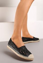 Czarne Ażurowe Espadryle na Płaskiej Plecionej Podeszwie Kueria. Czarne espadryle Renee, w ażurowe wzory, eleganckie, bez obcasa, na płaskiej podeszwie. W wyprzedaży za 67.99 zł.