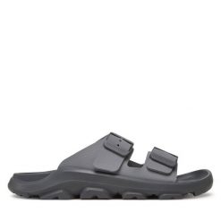 Klapki Birkenstock. Brązowe klapki Birkenstock, bez wzorów, bez obcasa, bez zapięcia. Za 458.99 zł.
