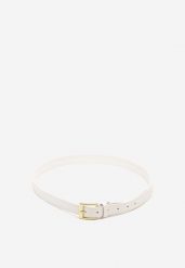 Biały Pasek Ozdobiony Metalową Klamrą Nairavina. Białe paski Renee, bez wzorów, z jeansu, eleganckie. Za 19.99 zł.