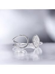 DIAMOND & CO Złoty pierścionek "Luna" z diamentami rozmiar: 54. Szare pierścionki Diamond & Co, z diamentem, złote. Za 1,196.62 zł.