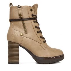 Trzewiki Beverly Hills Polo Club. Brązowe botki Beverly Hills Polo Club, bez wzorów, bez obcasa, na słupku, bez zapięcia. Za 219.99 zł.