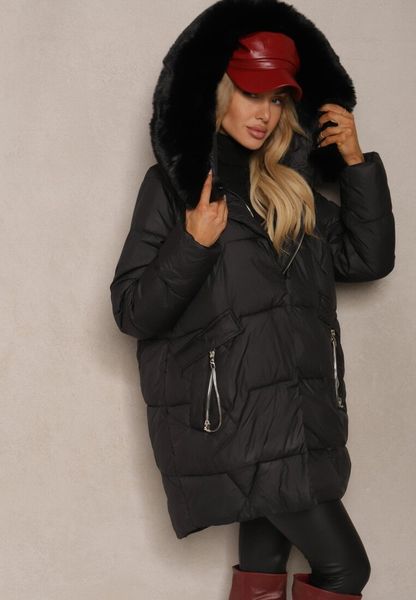 Czarna Pudełkowa Kurtka Pikowana Ozdobiona Odpinanym Futerkiem i Suwakiem Hedizelle. Czarne kurtki Renee, na zimę, l, bez wzorów, z futra, eleganckie, bez kaptura. Za 249.99 zł.