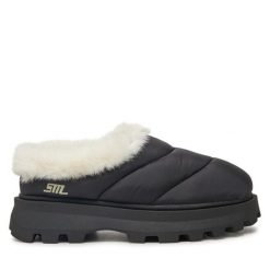 Śniegowce Steve Madden. Czarne śniegowce Steve Madden, bez wzorów, bez zapięcia. Za 479.99 zł.