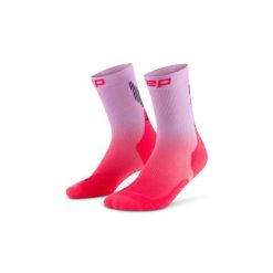 Damskie sportowe skarpety kompresyjne do połowy łydki Core Run gradient CEP. Czerwone skarpetki CEP, bez wzorów, z elastanu. Za 79.00 zł.