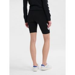 Szorty damskie Hummel Legacy. Czarne buty treningowe Hummel, bez wzorów, z dżerseju, na fitness i siłownię. W wyprzedaży za 82.50 zł.