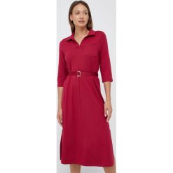 Tommy Hilfiger sukienka kolor czerwony midi prosta. Czerwone sukienki Tommy Hilfiger, na co dzień, l, bez wzorów, z dzianiny, bez kołnierzyka, bez ramiączek, midi, proste. Za 749.99 zł.