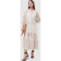 AllSaints sukienka kolor biały midi oversize. Białe sukienki AllSaints, bez wzorów, bez kołnierzyka, bez ramiączek, maxi, oversize. W wyprzedaży za 1,099.90 zł.