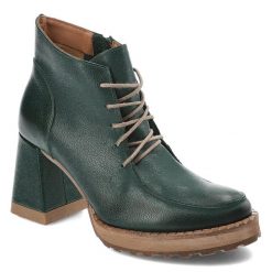 Zielone Botki Armodo Stylowe Obuwie Damskie. Zielone botki Armodo, bez wzorów, ze skóry, eleganckie, bez obcasa, na obcasie, bez zapięcia. Za 389.00 zł.