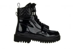 Botki Sca'viola M-73 Black Patent 047196, Czarny, Skóra naturalna lakierowana. Czarne botki bez wzorów, z lakierowanej skóry, eleganckie, bez obcasa, bez zapięcia. W wyprzedaży za 349.00 zł.