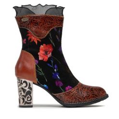 Botki Laura Vita. Brązowe botki LAURA VITA, bez wzorów, bez obcasa, na słupku, bez zapięcia. Za 629.99 zł.