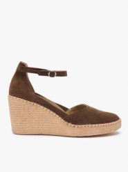 Brązowe koturny espadryle z skóry welurowej. Brązowe espadryle Ryłko, bez wzorów, ze skóry, bez obcasa, na koturnie. Za 399.99 zł.