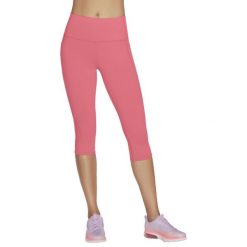 Spodenki sportowe damskie Skechers Go Walk High Waisted Capri Short. Czerwone szorty sportowe Skechers, bez wzorów, z elastanu, na fitness i siłownię. Za 119.99 zł.
