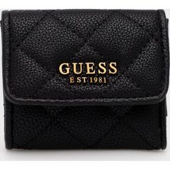 Guess portfel damski kolor czarny. Czarne portfele Guess, z aplikacjami. Za 219.99 zł.
