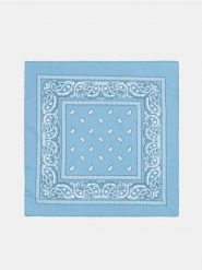 Chusta ze wzorem - błękitny. Niebieskie chusty Sinsay, bez wzorów. Za 7.99 zł.