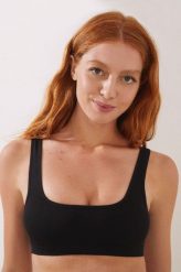 Women'secret biustonosz Soft Black kolor czarny gładki. Czarne biustonosze women'secret, bez wzorów. W wyprzedaży za 73.99 zł.