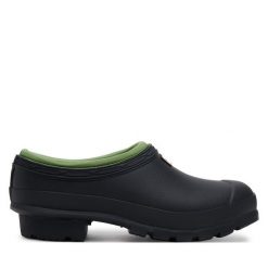 Kalosze Hunter. Czarne kalosze Hunter, bez wzorów, bez zapięcia. Za 209.99 zł.