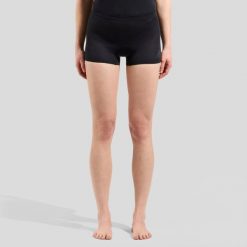 Bokserki damskie ODLO Merino PW 140 Seamless Sports Underwear Boxersczarne. Czarne bokserki damskie ODLO, bez wzorów, z materiału. Za 302.90 zł.