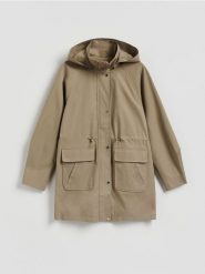 Kurtka parka z kapturem - jasnozielony. Zielone płaszcze Reserved, l, bez wzorów, z tkaniny, z kapturem. Za 179.99 zł.