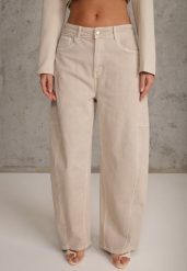 Beżowe Jeansy z Bawełny Typu Balloon High Waist Ozdobione Przeszyciami Eunaris. Brązowe jeansy Renee, bez wzorów, z bawełny, z podwyższonym stanem. Za 119.99 zł.