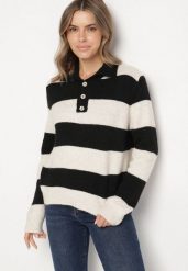 Czarny Sweter w Paski z Domieszką Wełny Zdobiony Kołnierzem i Guzikami Tisania. Czarne swetry Born2be, z aplikacjami, z jeansu, eleganckie, bez ramiączek. Za 159.99 zł.