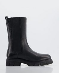 SZTYBLETY Z WYSOKĄ CHOLEWKĄ BRANIA13 PEL NER. Botki Venezia, bez wzorów, ze skóry, przed kolano, bez obcasa, bez zapięcia. Za 279.00 zł.
