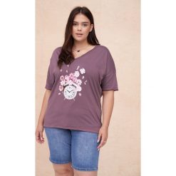 T-Shirt Damski Klloki Plus Size Wrzos. Czarne t-shirty blue shadow, plus size, z aplikacjami, z bawełny, bez kołnierzyka, bez ramiączek. Za 169.90 zł.