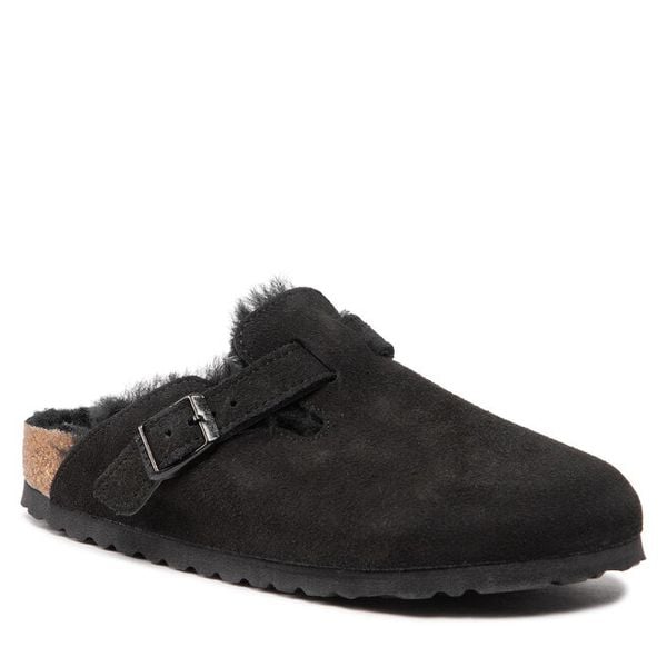 Kapcie Birkenstock. Czarne kapcie Birkenstock, bez wzorów. Za 809.99 zł.