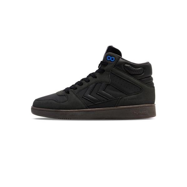 Sneakersy Hummel St Power Play. Brązowe buty sportowe lifestyle Hummel, bez wzorów, sportowe, bez zapięcia. W wyprzedaży za 245.70 zł.