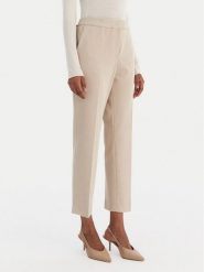 BOSS Spodnie materiałowe Tapria 50555740 Beżowy Slim Fit. Brązowe spodnie materiałowe Boss, bez wzorów, z materiału. Za 899.99 zł.