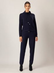 APART Sweter w kolorze granatowym rozmiar: 34. Niebieskie swetry Apart, bez wzorów, z kaszmiru, bez ramiączek. Za 167.28 zł.