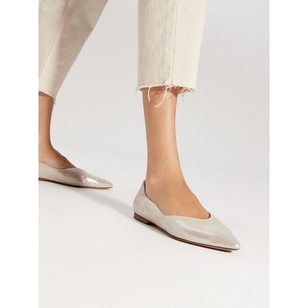 Baleriny Caprice. Żółte baleriny Caprice, bez wzorów, bez obcasa, bez zapięcia. Za 166.99 zł.