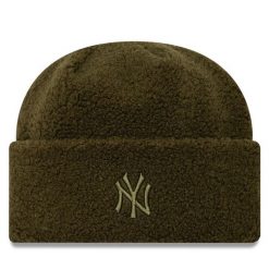 Czapka New Era. Zielone czapki zimowe New Era, bez wzorów. Za 169.99 zł.